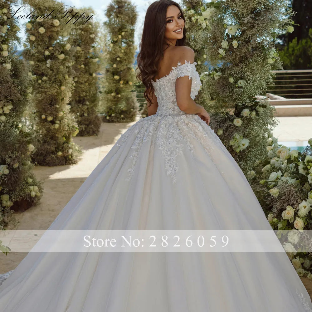 Lceland Poppy Customized Boat Neck Floor LengthBridal Gowns
