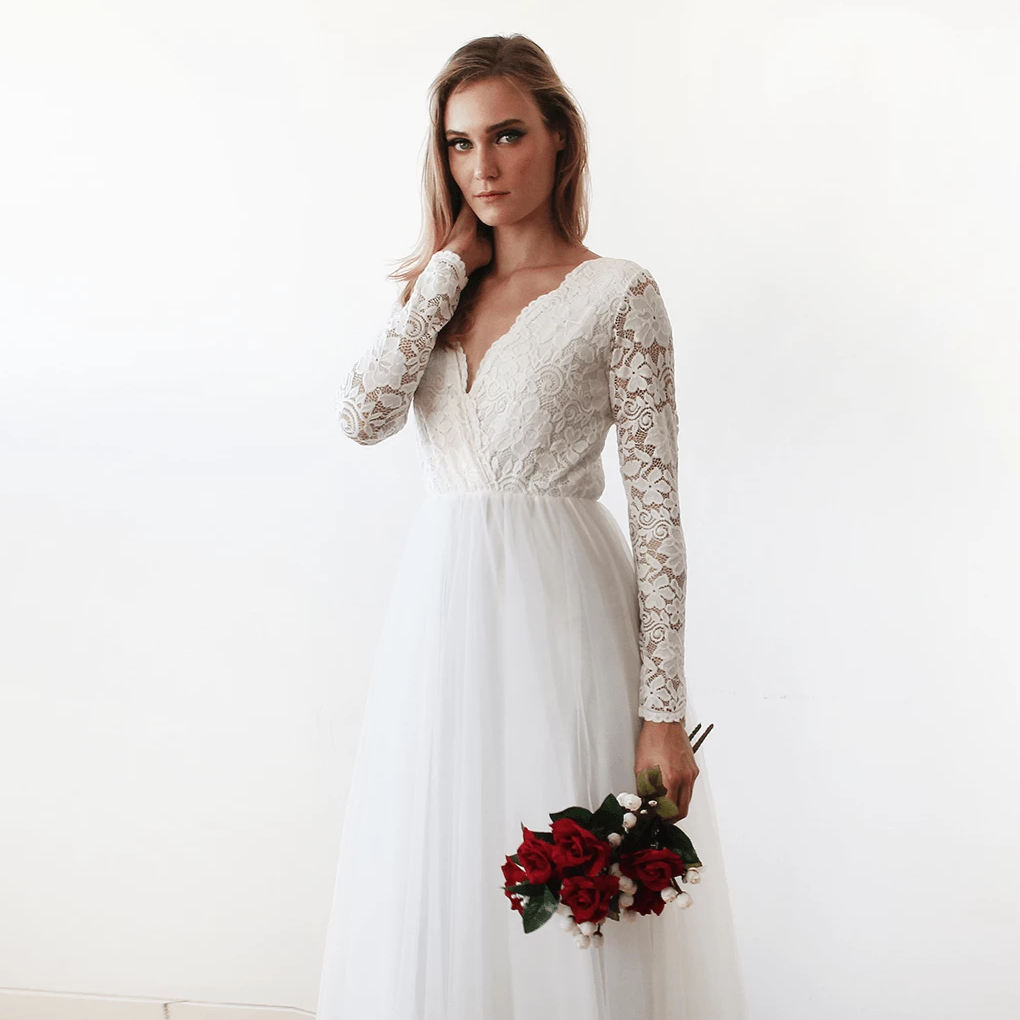 Curvy Ivory Wedding Dress #1125