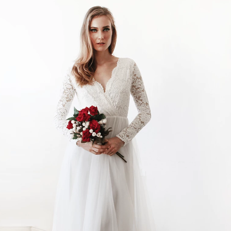 Curvy Ivory Wedding Dress #1125