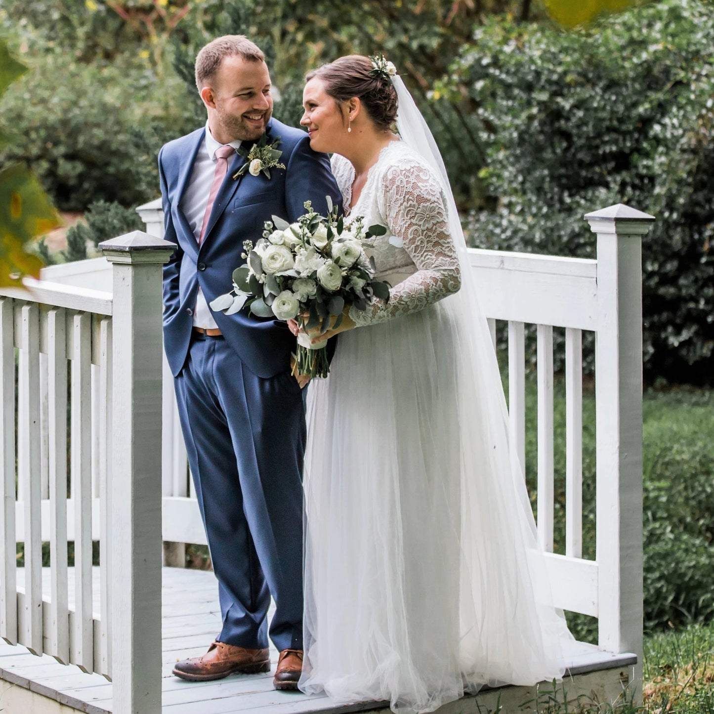 Curvy Ivory Wedding Dress #1125