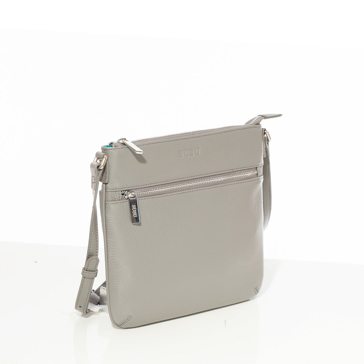 SUSU Gray Leather Crossbody Bag
