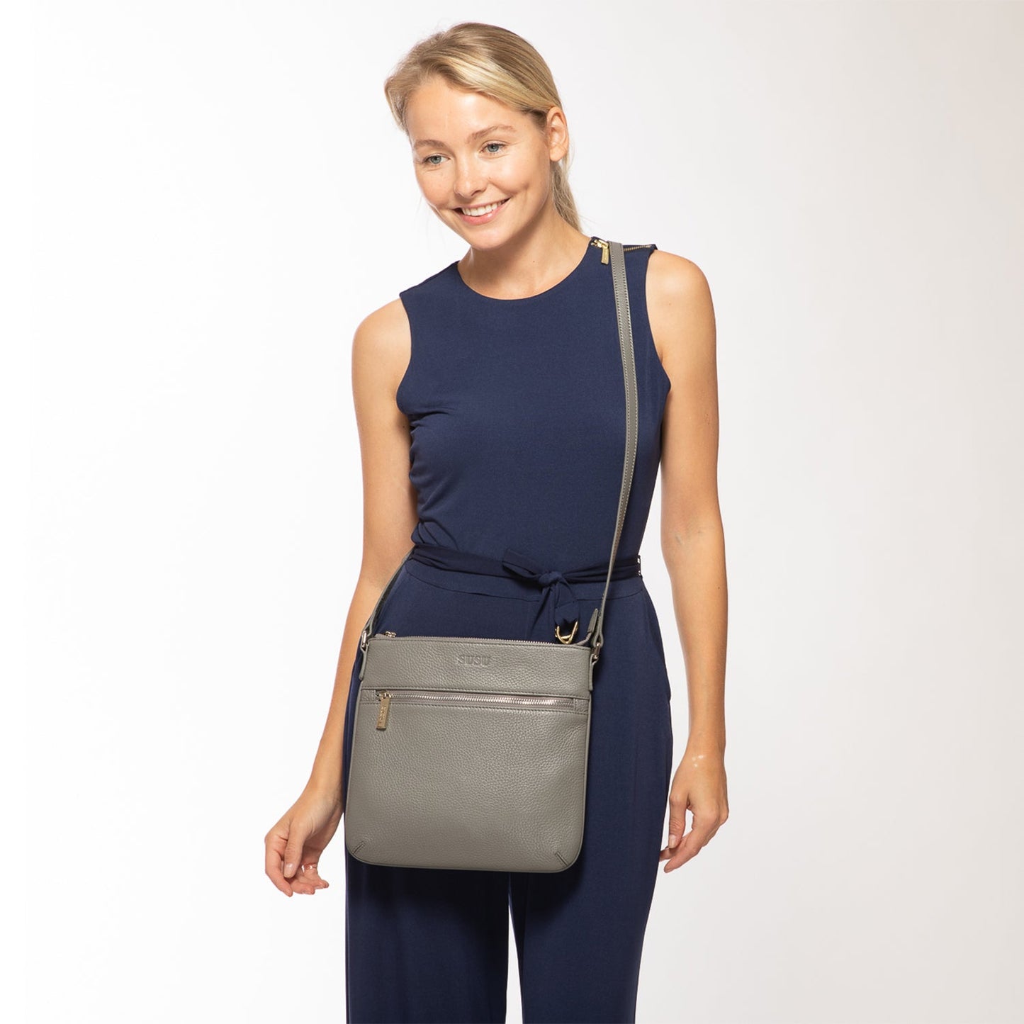 SUSU Gray Leather Crossbody Bag