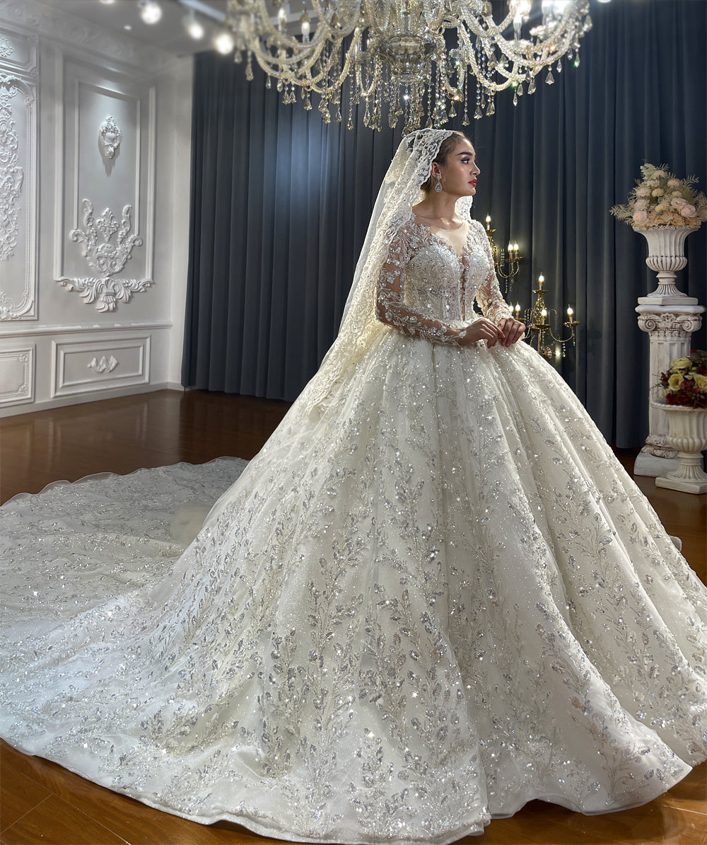 Vintage Embroidered Ball Gown – Luxury Bridal Wedding Dress