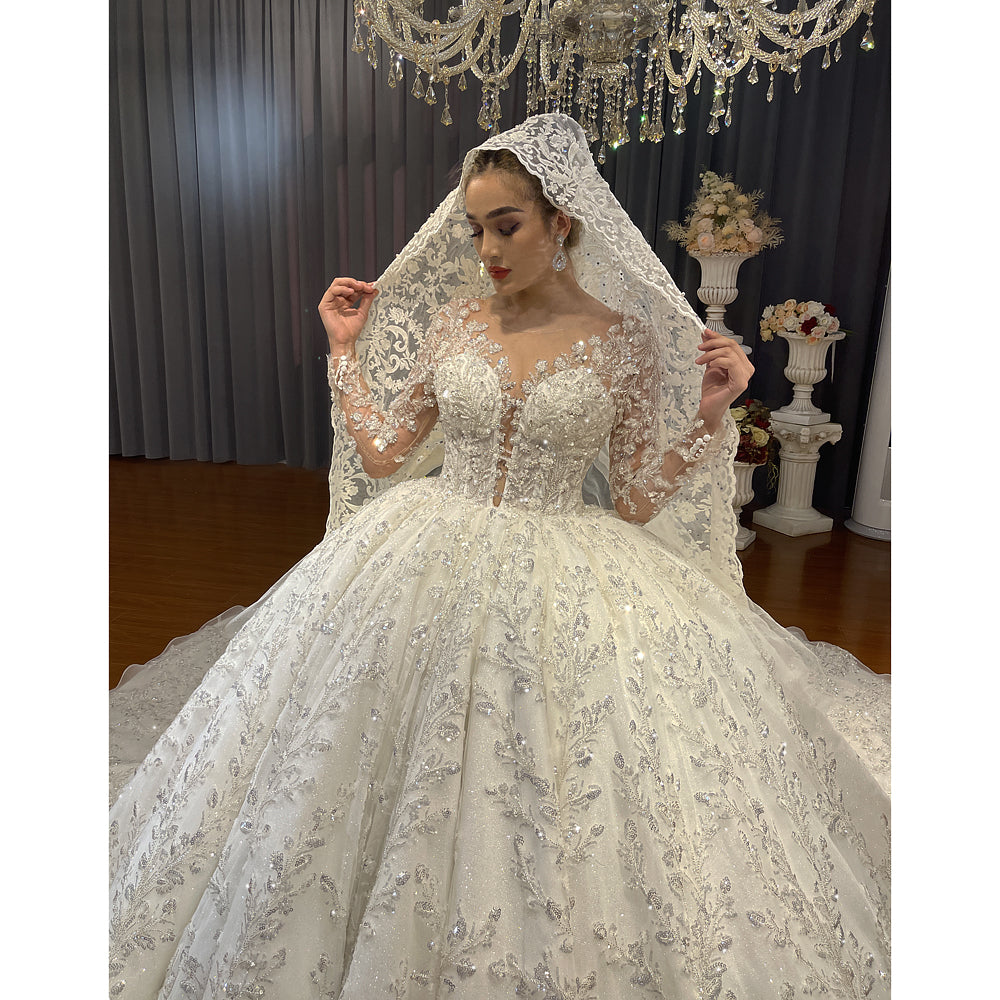 Vintage Embroidered Ball Gown – Luxury Bridal Wedding Dress