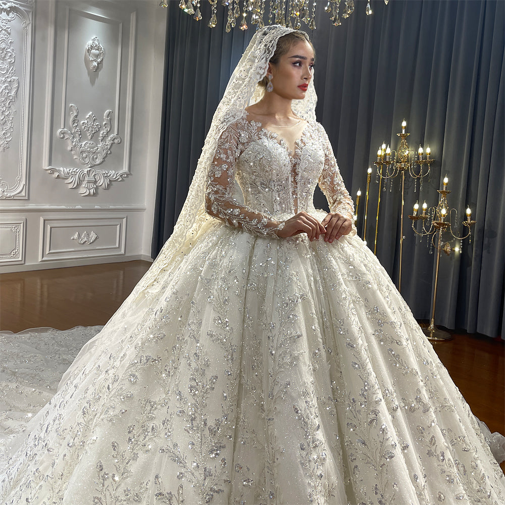 Vintage Embroidered Ball Gown – Luxury Bridal Wedding Dress